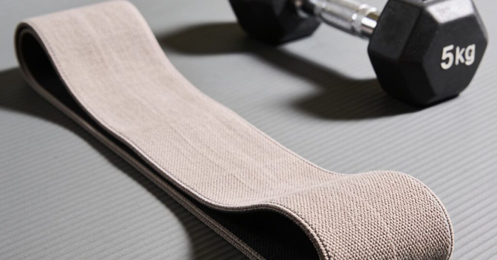 Clam shells exercise: The Ultimate Guide to Stronger Hips and Glutes